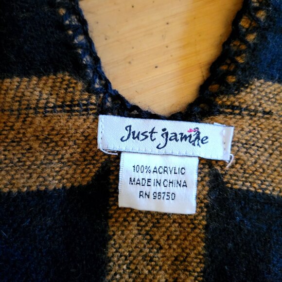 Chic Black and Gold Pumpkin Women's Wrap - Picture 4 of 5